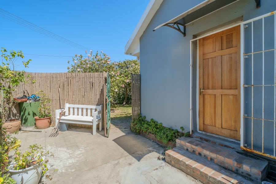 4 Bedroom Property for Sale in Plumstead Western Cape